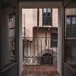 La Casa Amarilla Calomarde Apartamento *