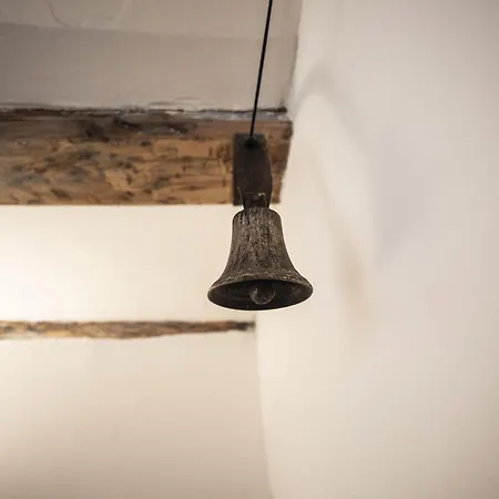 La Casa Amarilla Calomarde *