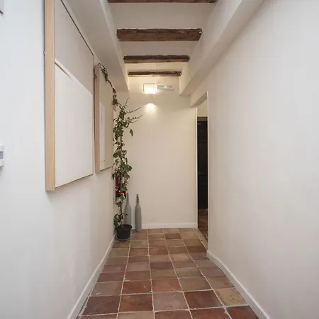 La Casa Amarilla Calomarde 아파트 아바라신