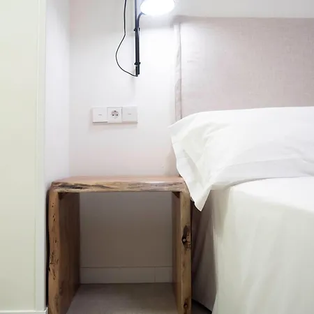 La Casa Amarilla Calomarde 아파트 아바라신