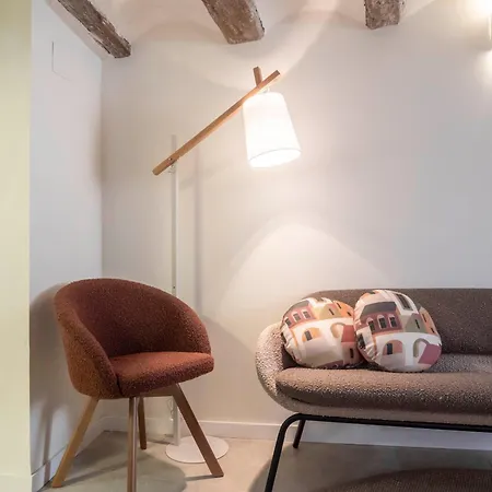 La Casa Amarilla Calomarde 아파트 아바라신